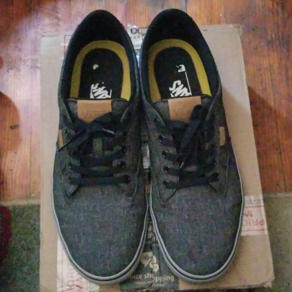 EUC! Grayish black Van's